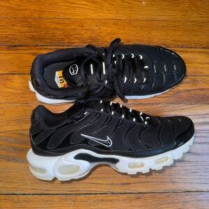 Nike Women’s Air Max sz 9